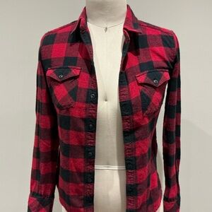 Aritzia - TNA Red and Black Checkered Button-Down Shirt